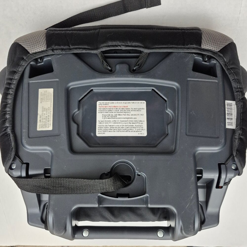 Chicco GoFit® Plus Backless Booster Car Seat W. Latch | Iron/Black Exp Nov. 2028 - Picture 6 of 9